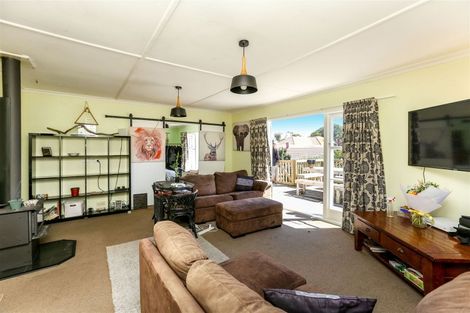 Photo of property in 6 Lismore Street, Strandon, New Plymouth, 4312