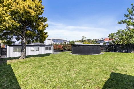 Photo of property in 48 Matakatia Parade, Matakatia, Whangaparaoa, 0930
