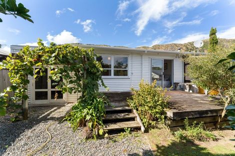 Photo of property in 67b Tilley Road, Paekakariki, 5034