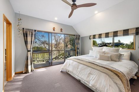 Photo of property in 5b Regency Crescent, Redwood, Christchurch, 8051