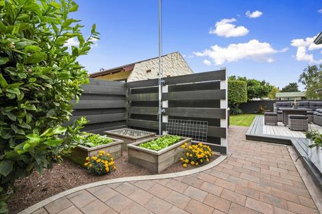 Photo of property in 27 Humphries Place, Awapuni, Palmerston North, 4412