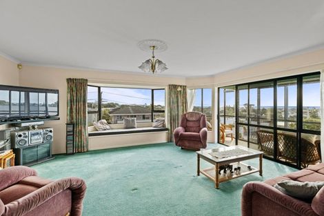 Photo of property in 47 Paynters Avenue, Strandon, New Plymouth, 4312