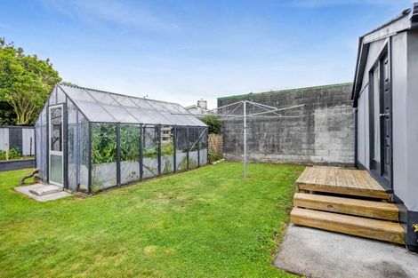 Photo of property in 43 Celia Street, Stratford, 4332