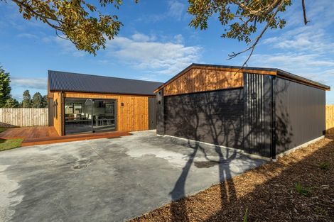 Photo of property in 120 Severn Street, Clifton, Invercargill, 9812