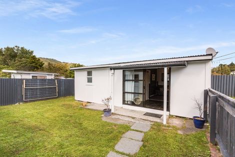 Photo of property in 188 Wellington Road, Wainuiomata, Lower Hutt, 5014