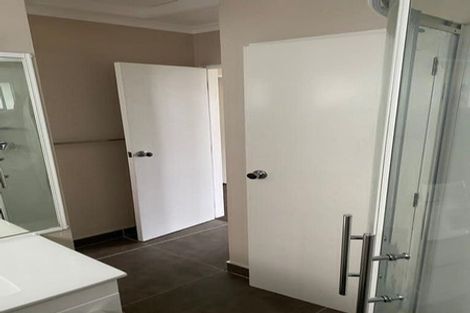 Photo of property in 8 Chetwode Grove, Newlands, Wellington, 6037