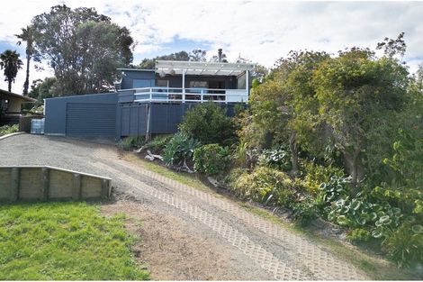 Photo of property in 6569 Pouto Road, Pouto, 0391