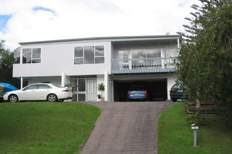 Photo of property in 42 Mayfair Crescent, Mairangi Bay, Auckland, 0630