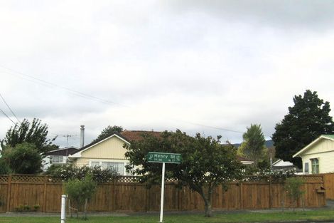 Photo of property in 18 Henry Street, Ebdentown, Upper Hutt, 5018