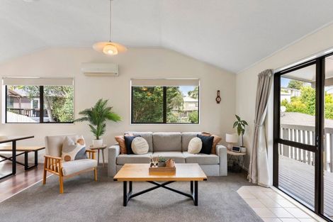 Photo of property in 2/12 Opal Avenue, Pakuranga, Auckland, 2010