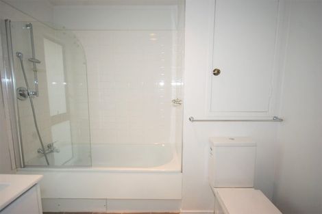 Photo of property in 2 Pohutukawa Place, Ellerslie, Auckland, 1051