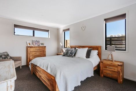 Photo of property in 63 Bert Wall Drive, Omokoroa, 3114