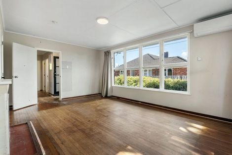 Photo of property in 59 Roberts Avenue, Bayswater, Auckland, 0622