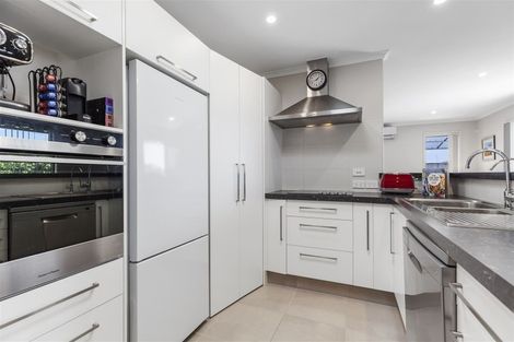 Photo of property in 48 Blanche Road, Papamoa Beach, Papamoa, 3118