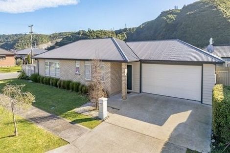 Photo of property in 108 Farmer Crescent, Taita, Lower Hutt, 5011