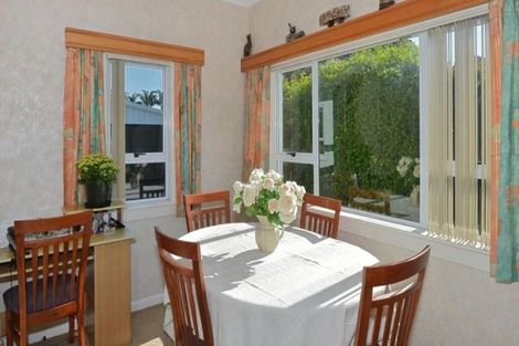 Photo of property in 2 Douglas Street, Kensington, Whangarei, 0112