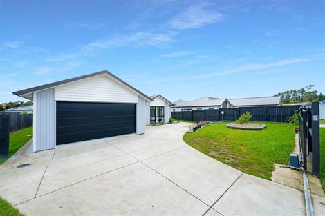 Photo of property in 7 Pukemarino Road, Waimauku, 0812