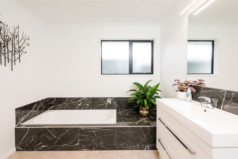 Photo of property in 43 Easthaven Place, Redwoodtown, Blenheim, 7201