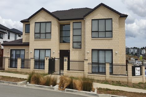 Photo of property in 76 Drumbuoy Drive, Flat Bush, Auckland, 2019