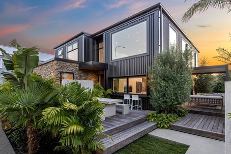 Photo of property in 476 Hibiscus Coast Highway, Orewa, 0931