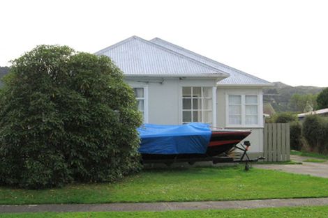 Photo of property in 9 Hughes Crescent, Taita, Lower Hutt, 5011