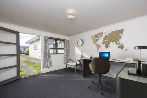Photo of property in 12 Murch Place, Tawhero, Whanganui, 4500