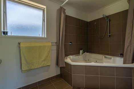 Photo of property in 115 Ruapekapeka Road, Towai, Hikurangi, 0182