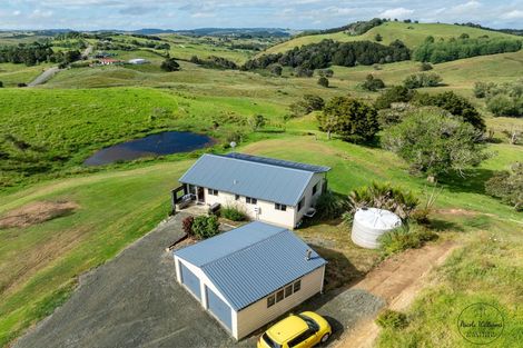 Photo of property in 134 Heatley Road, Whakapirau, Maungaturoto, 0583