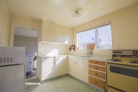 Photo of property in 4/122 Middlepark Road, Sockburn, Christchurch, 8042