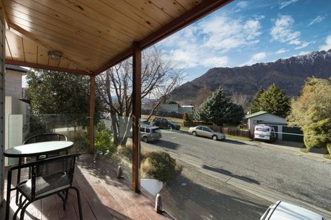 Photo of property in 10 Remarkables Crescent, Frankton, Queenstown, 9300