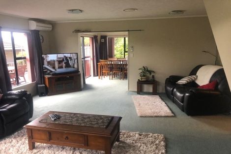 Photo of property in 12 Northwood Close, Woodridge, Wellington, 6037