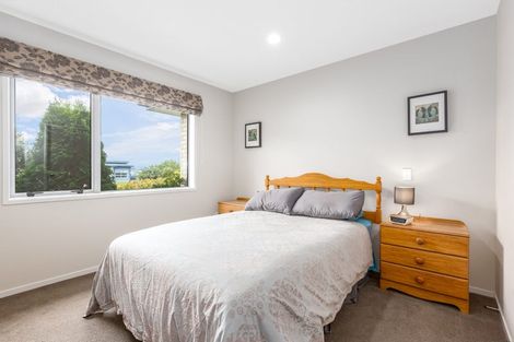 Photo of property in 17 Kaimai Place, Aotea, Porirua, 5024