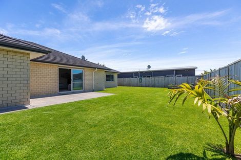 Photo of property in 11 Rawiri Drive, Bell Block, New Plymouth, 4312