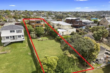 Photo of property in 697 Beach Road, Rothesay Bay, Auckland, 0630