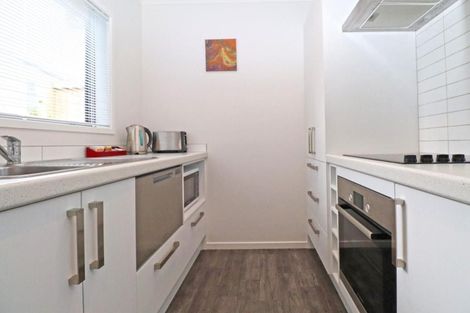 Photo of property in 4/5 Jones Crescent, Melville, Hamilton, 3206