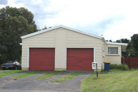 Photo of property in 33 Brougham Place, West Harbour, Auckland, 0618