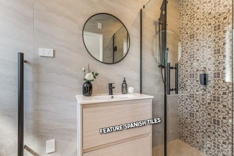 Photo of property in 35 Lawson Creek Street, Massey, Auckland, 0614