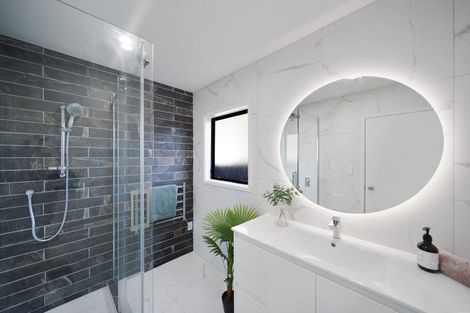 Photo of property in 2/230 Finlayson Avenue, Clendon Park, Auckland, 2103