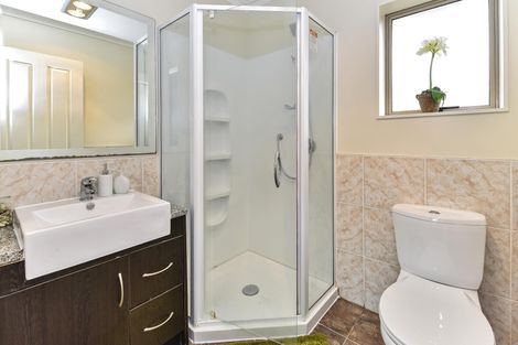 Photo of property in 4a Chalfont Street, Mangere East, Auckland, 2024