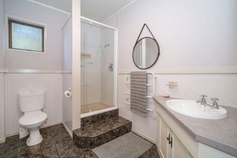 Photo of property in 3 Puriri Place, Whitianga, 3510