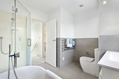 Photo of property in 1/18 Charles Dickens Drive, Mellons Bay, Auckland, 2014