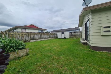 Photo of property in 1/22 Etherton Drive, Weymouth, Auckland, 2103