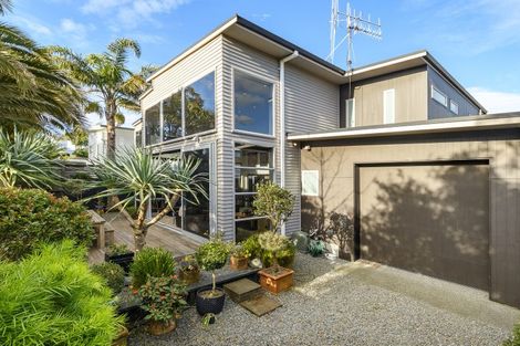 Photo of property in 30b Oceanview Road, Mount Maunganui, 3116