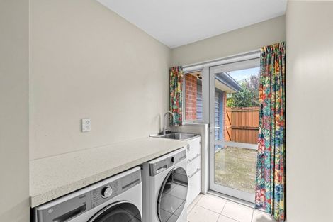 Photo of property in 21 Welsford Street, Woodend, 7610