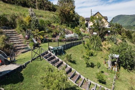Photo of property in 51 Boons Valley Road, Waikawa, Picton, 7220