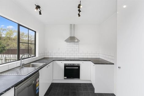 Photo of property in 304a Main Road, Tawa, Wellington, 5028