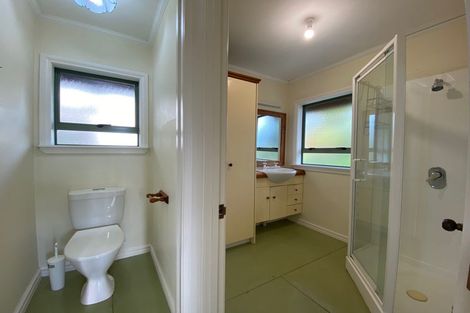 Photo of property in 1282 Whangaparaoa Road, Army Bay, Whangaparaoa, 0930