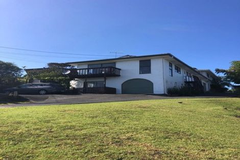 Photo of property in 1/12 Glenvar Road, Torbay, Auckland, 0630