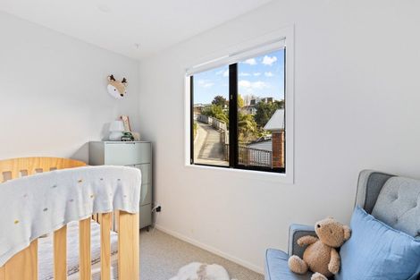 Photo of property in 6e Burns Street, Westown, New Plymouth, 4310