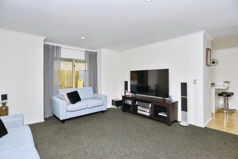 Photo of property in 22 Reka Street, Parklands, Christchurch, 8083